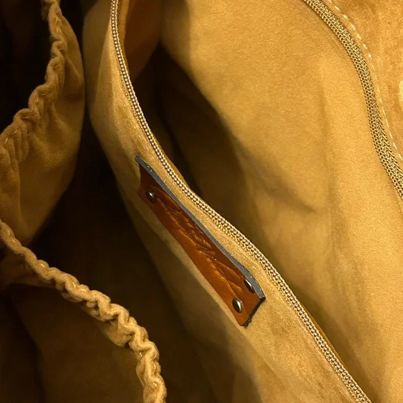 Patricia Nash 2fer Signature Map Print Leather Tote w/Pouch Approx. 15 x 11 x3.5 - Picture 9 of 17